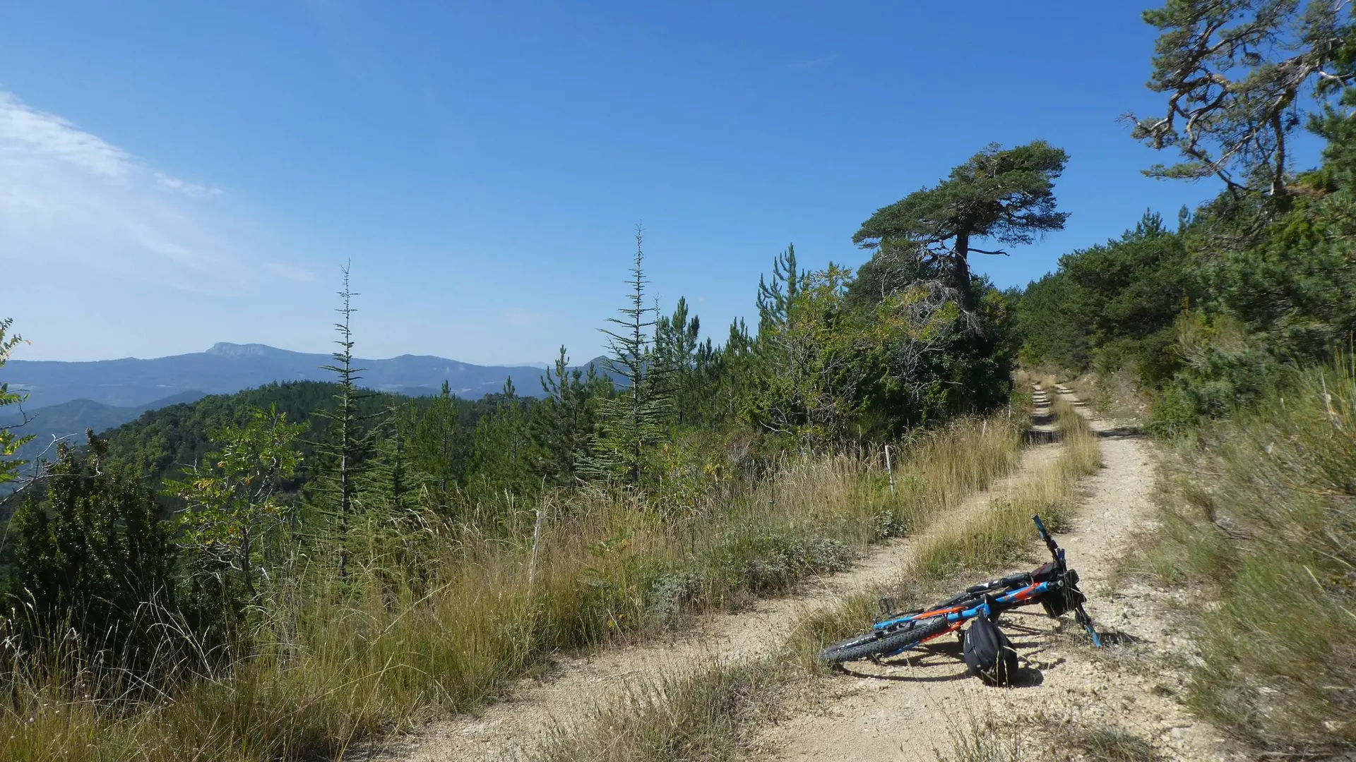 Paysage dégagé sur l'Orpierrois