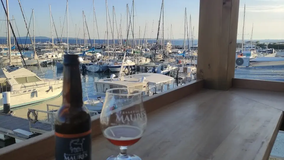 Le Canevas - Café brunch, bar à vin et tapas à La Londe