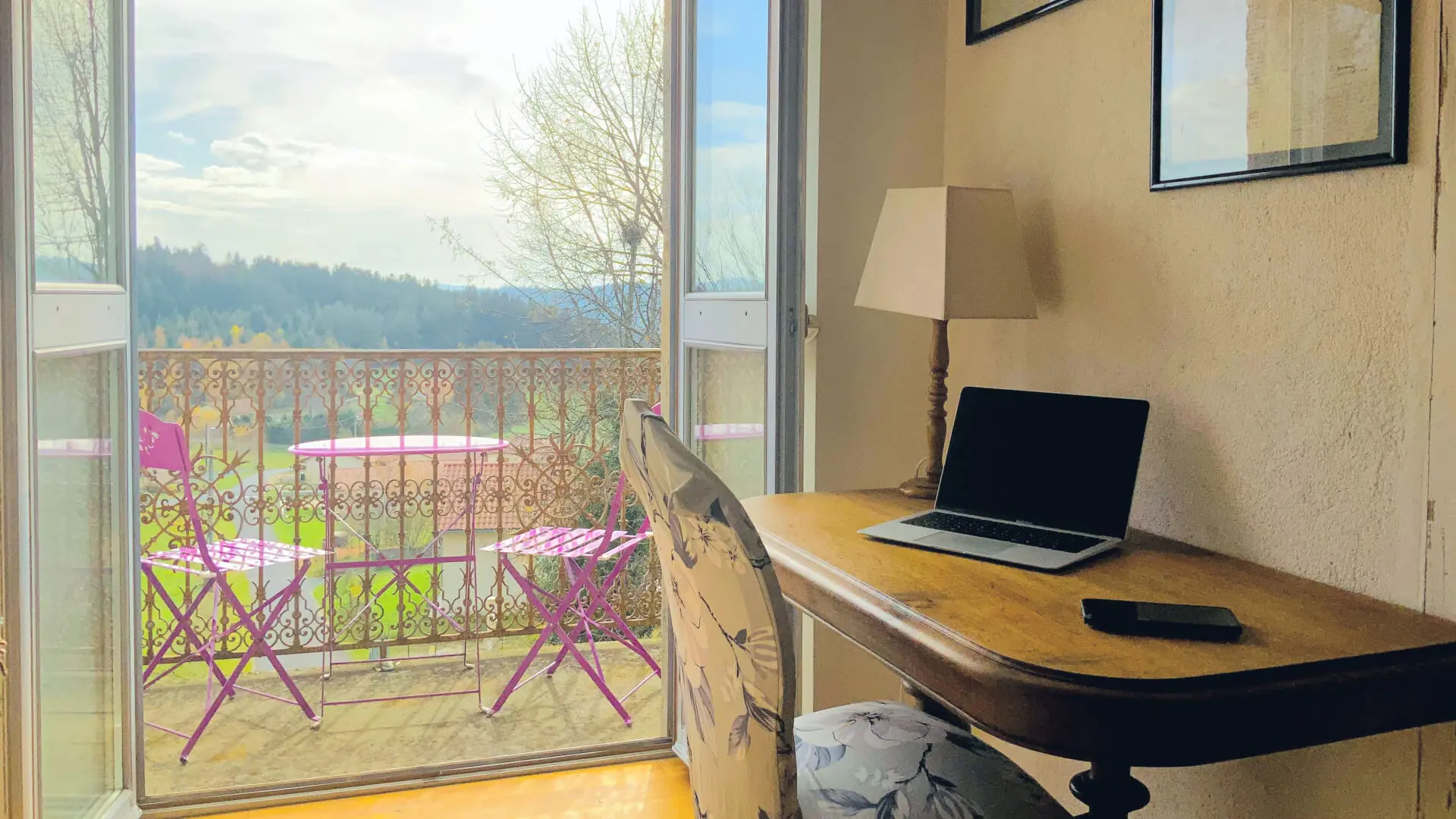 Bureau et balcon
