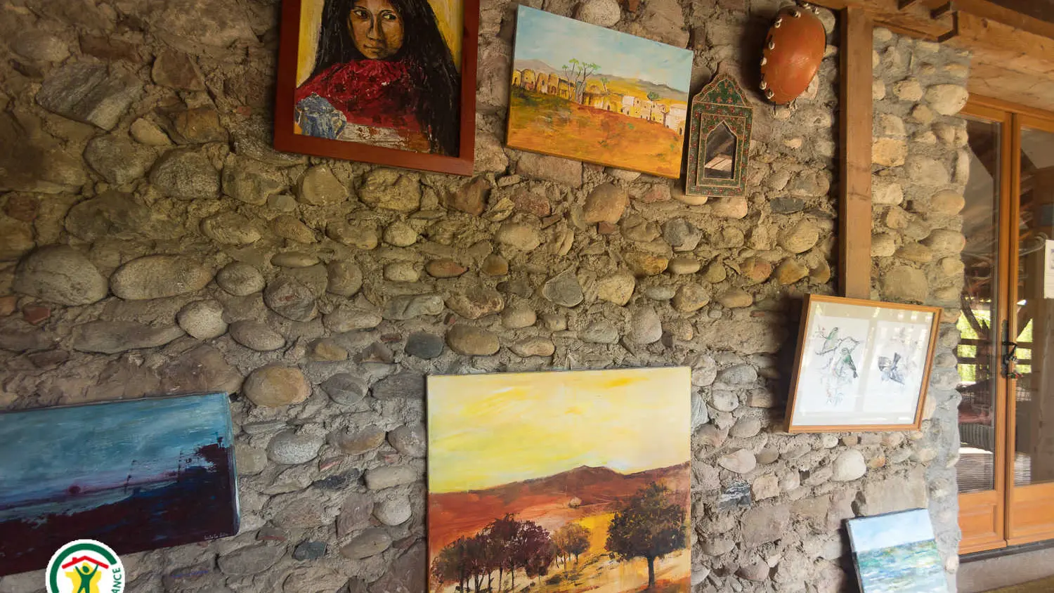 Les ?uvres=de Michèle décorent même les façades