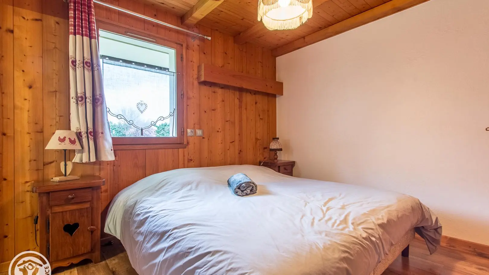 chambre avec lit king size