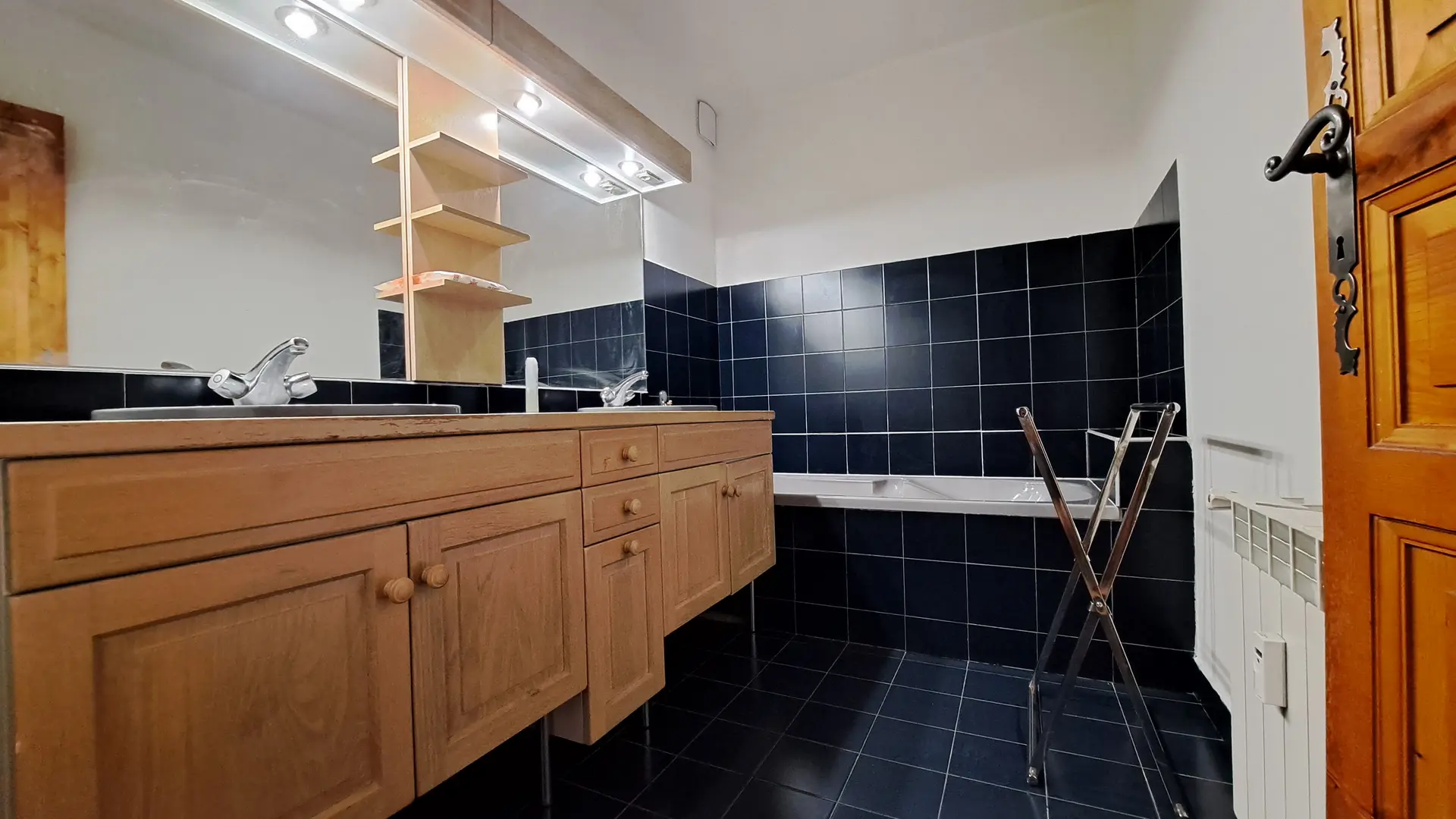 Salle de bains chambre 5