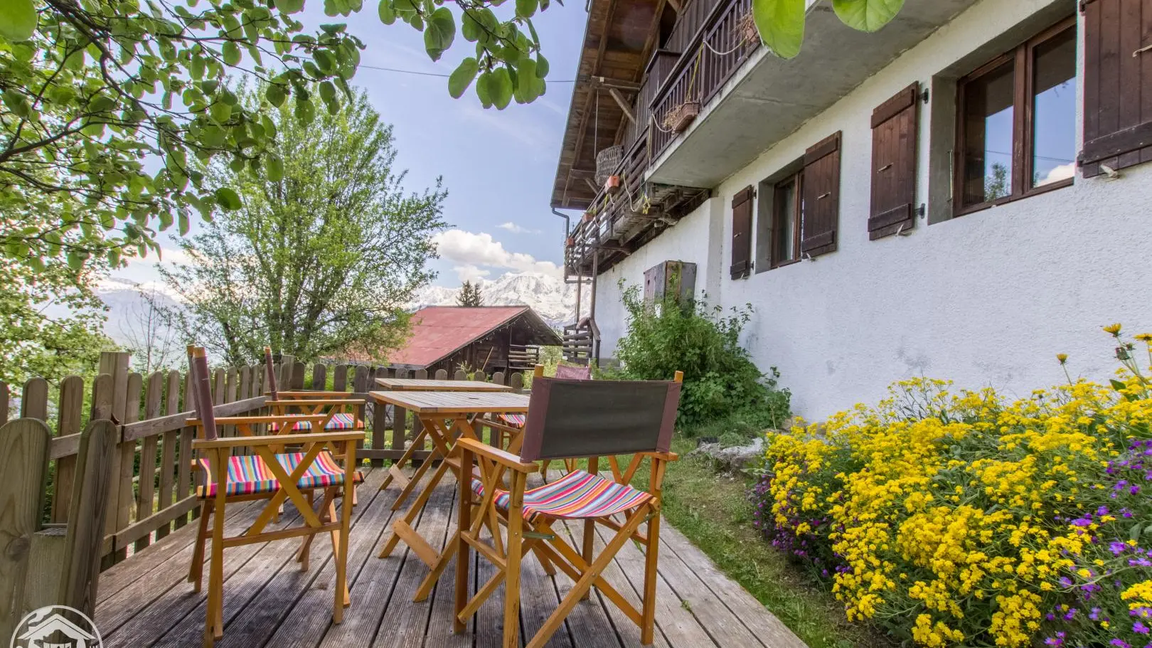 Terrasse privative avec vue sur la massif du Mont-Blanc