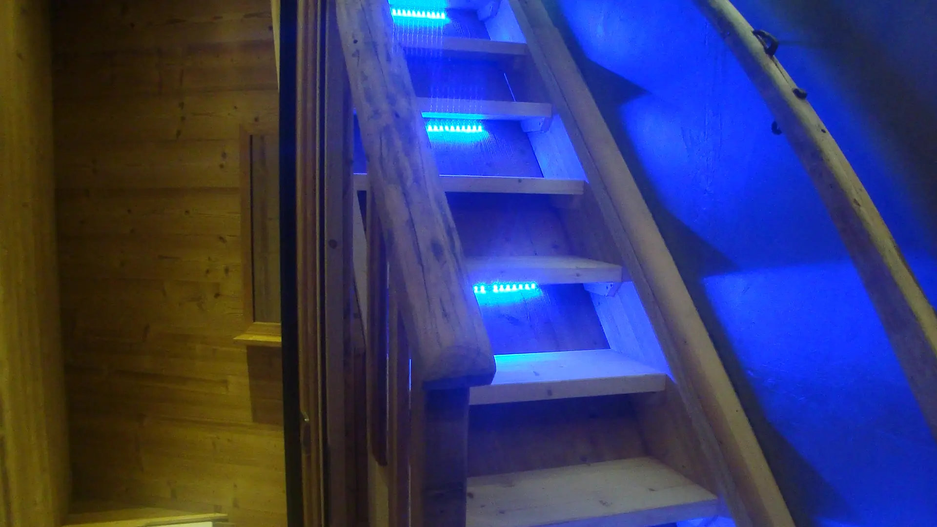 Appart 1 - Escalier - Chalet Avalin_Val d'Isère
