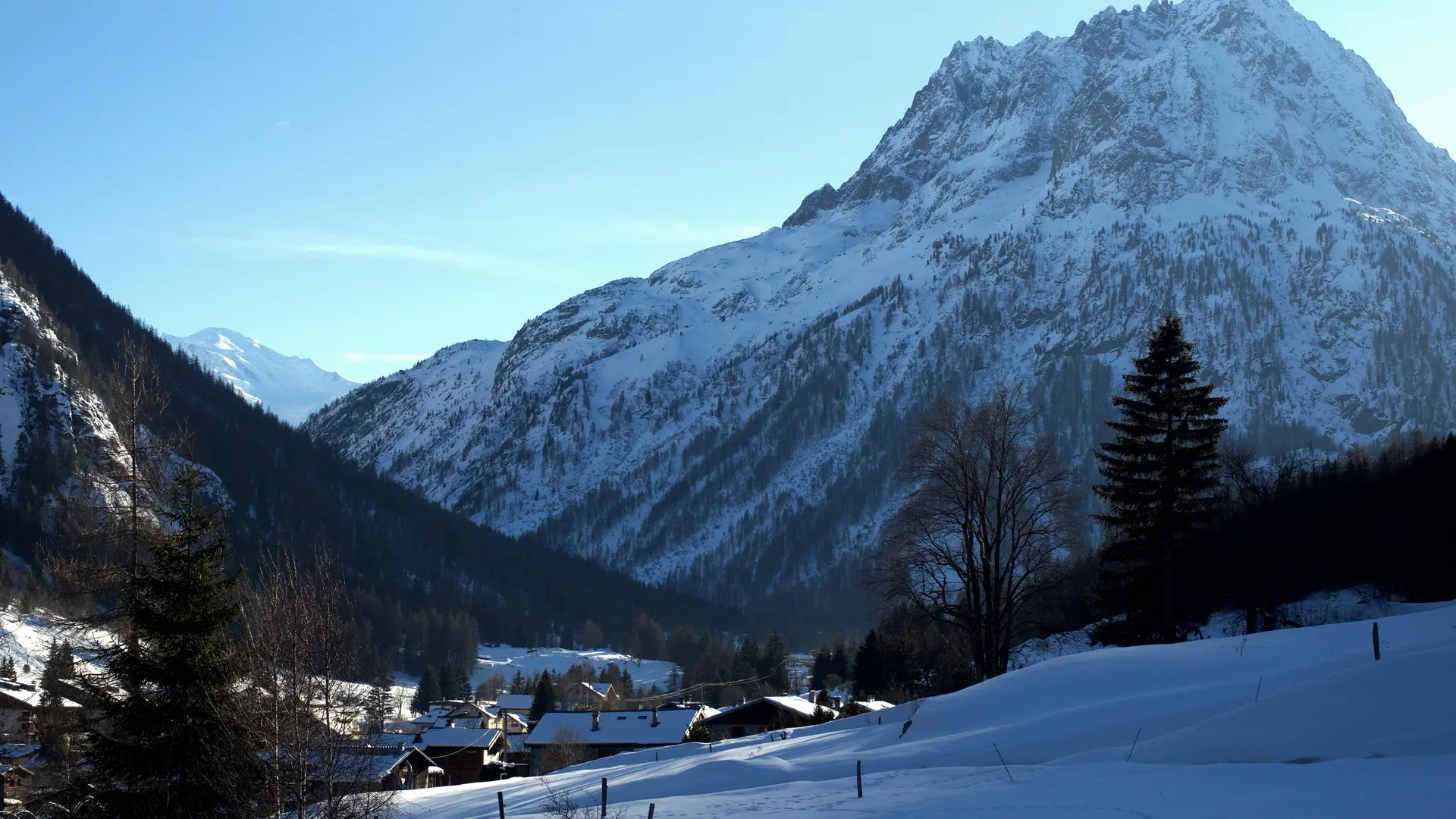 15 OK VALLORCINE - BEAUTIFUL WINTER SCENE