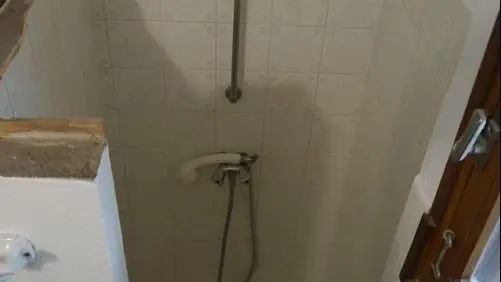 Douche d'appoint dans la buanderie