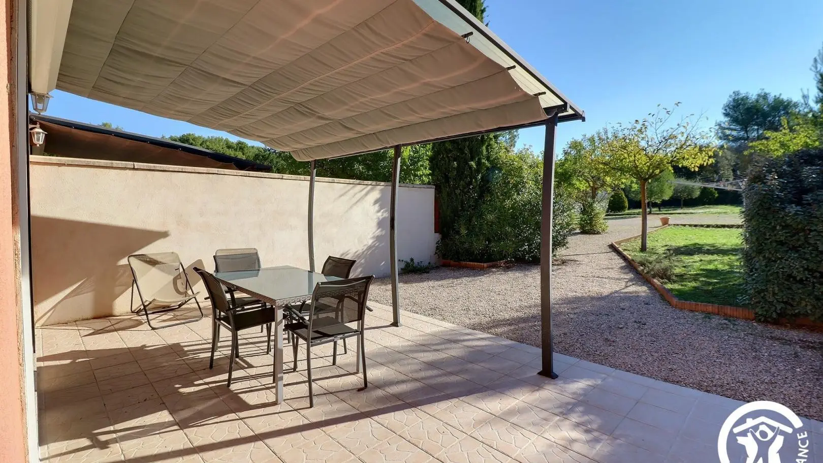 Terrasse privative ombragée