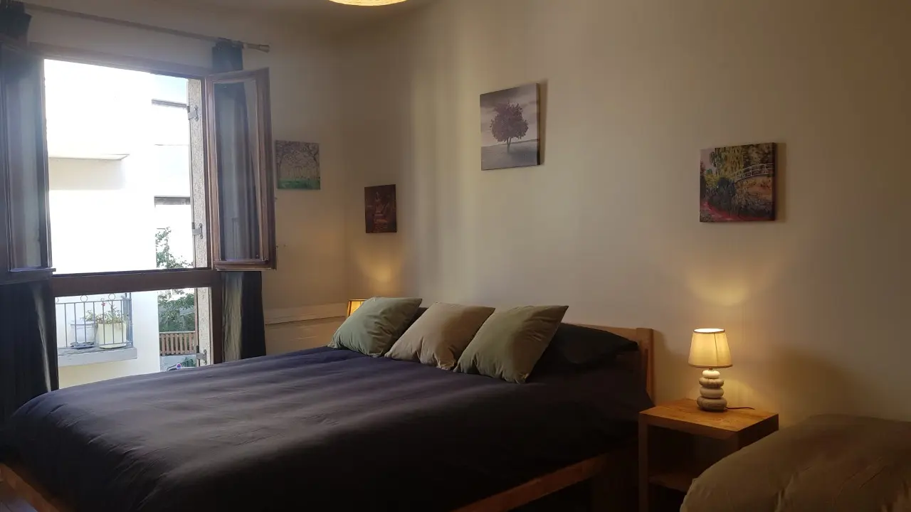 Chambre 2 lit double