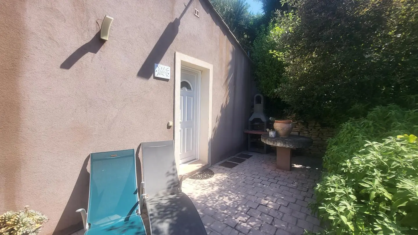 Gîte Mas de la Galinette Lavande-Terrasse privative-Biot-Gîtes de France Alpes-Maritimes