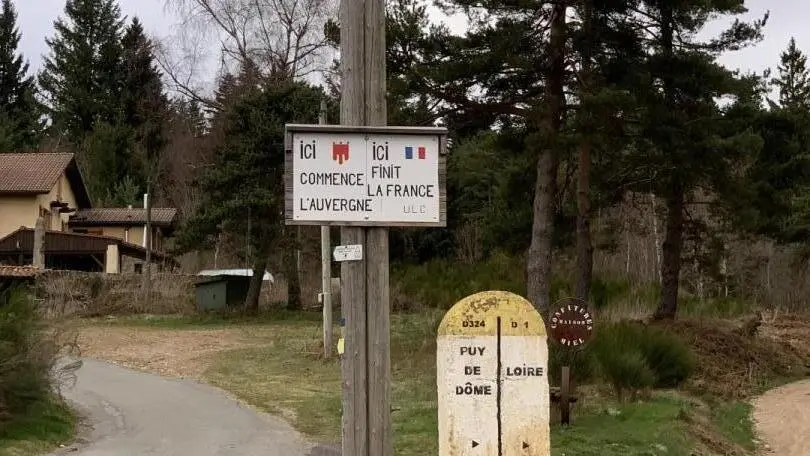 Le Col du St THOMAS 930 m à proximité. Puy de Dome et Allier...