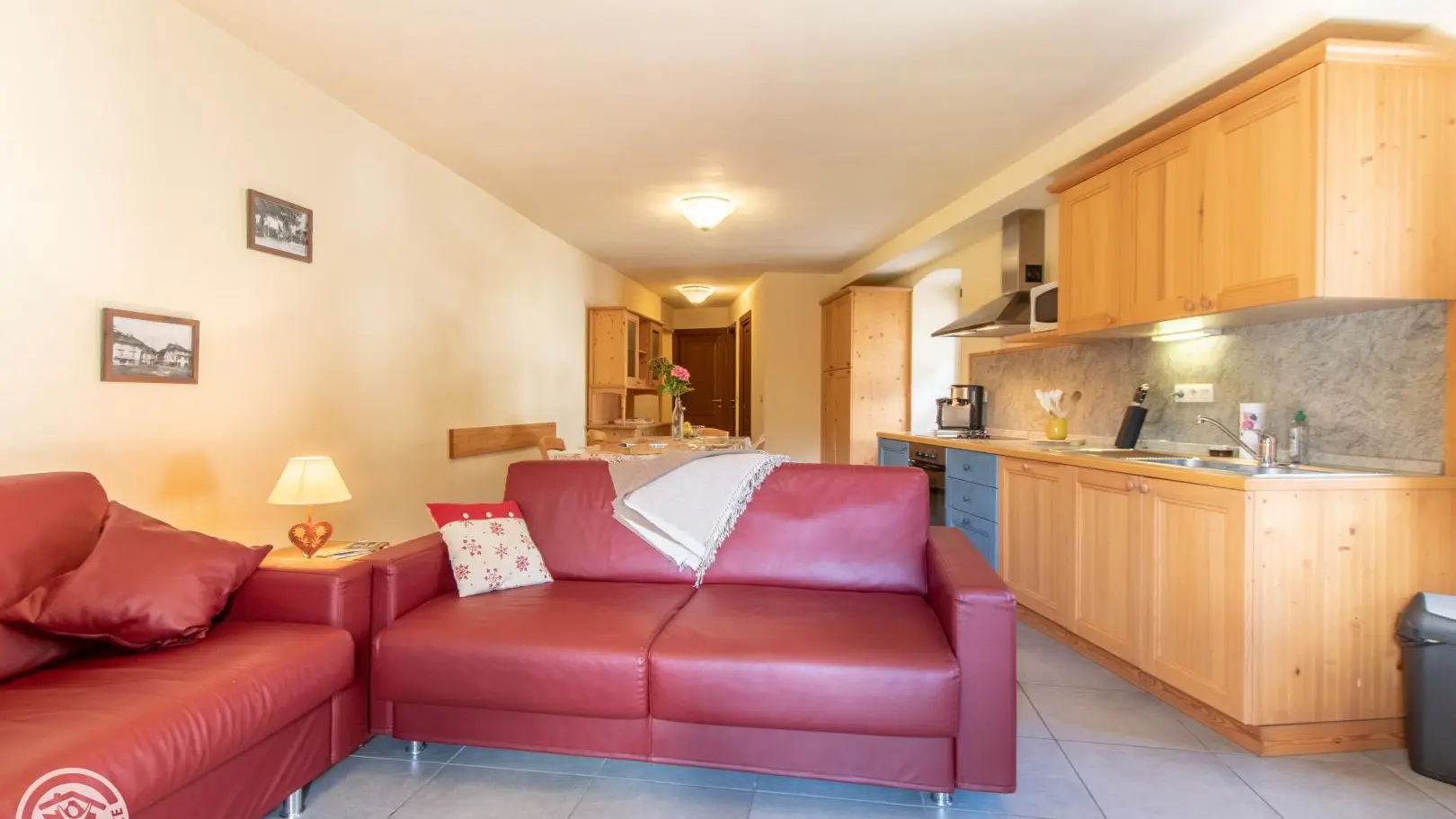 Séjour avec accès terrasse