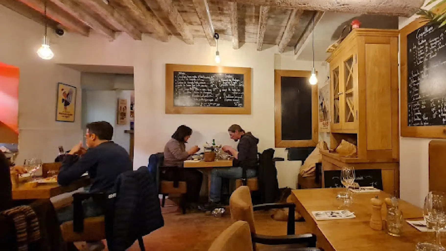 Du bar à l'huître Arles