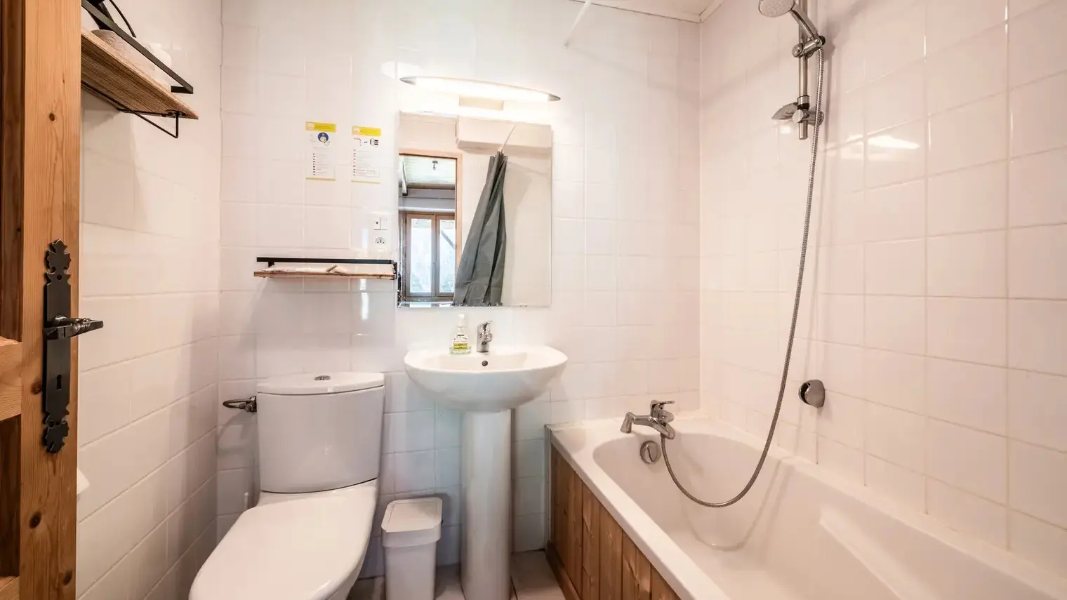 Salle de bains chambre 3