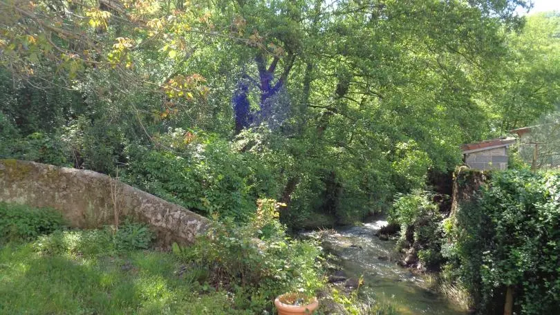 Vue des chambres sur la rivière.