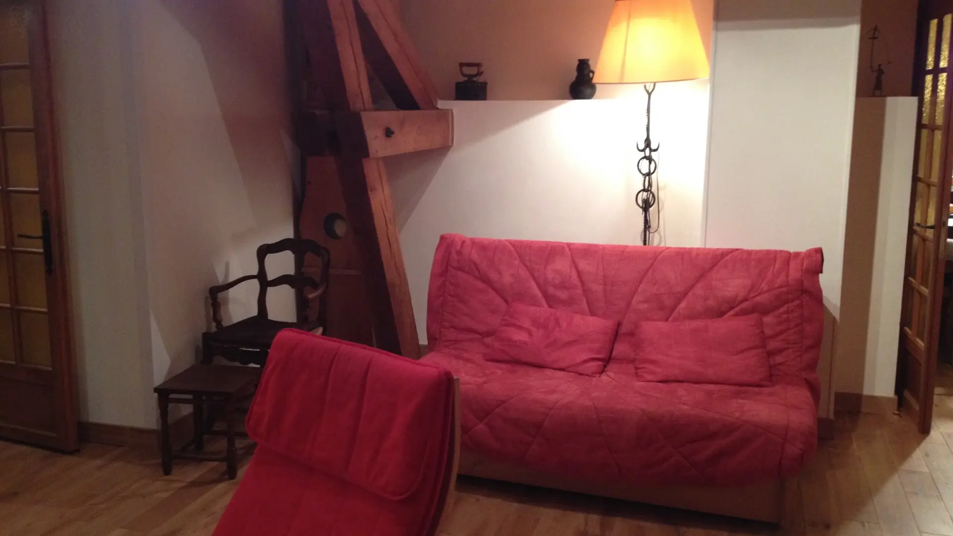 Séjour avec canapé/Living room with a sofa-Chez Mme Jaillet-Le Grand-Bornand