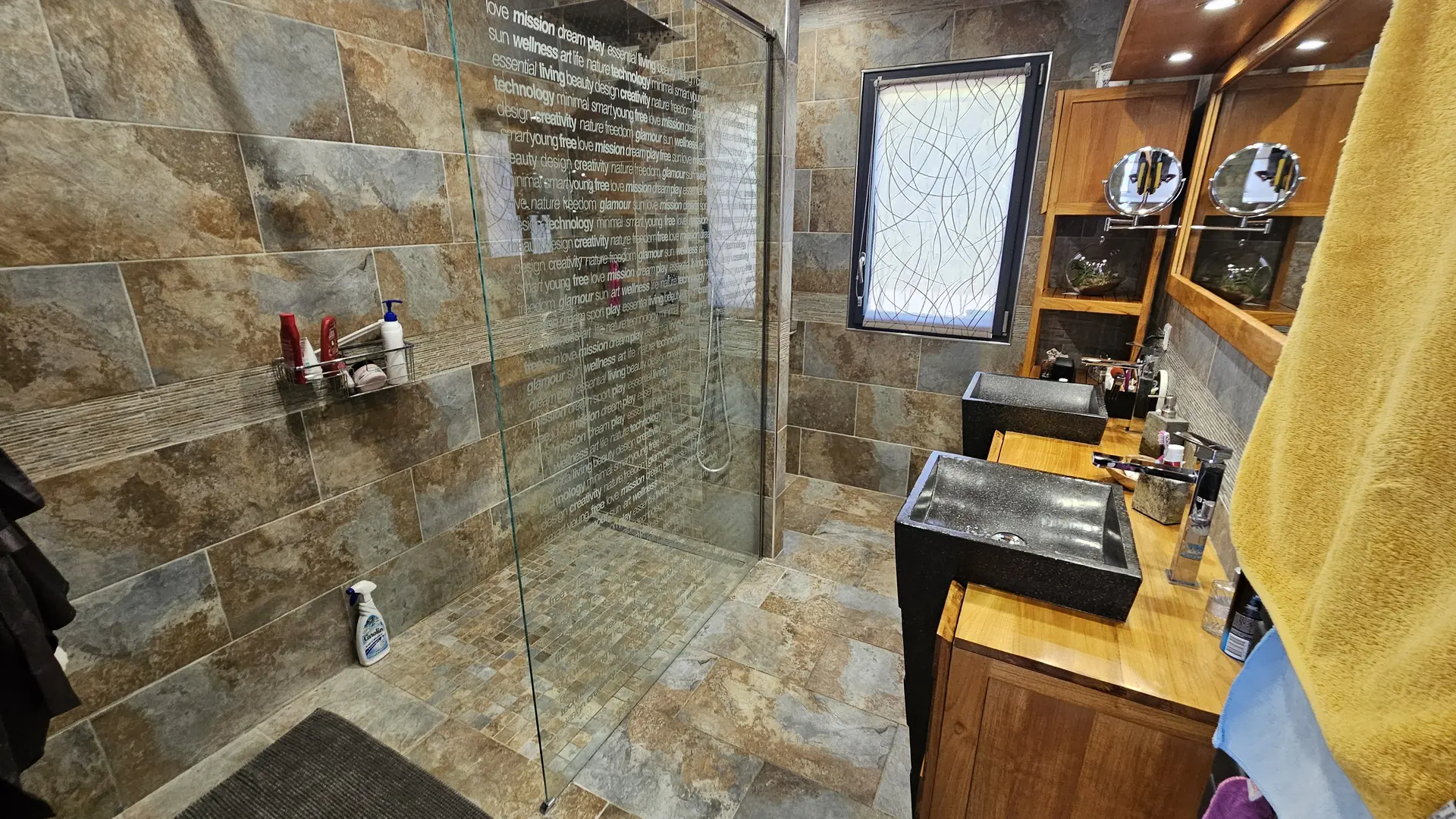 Meublé Jacquot Bernard_La Tour-d'Aigues