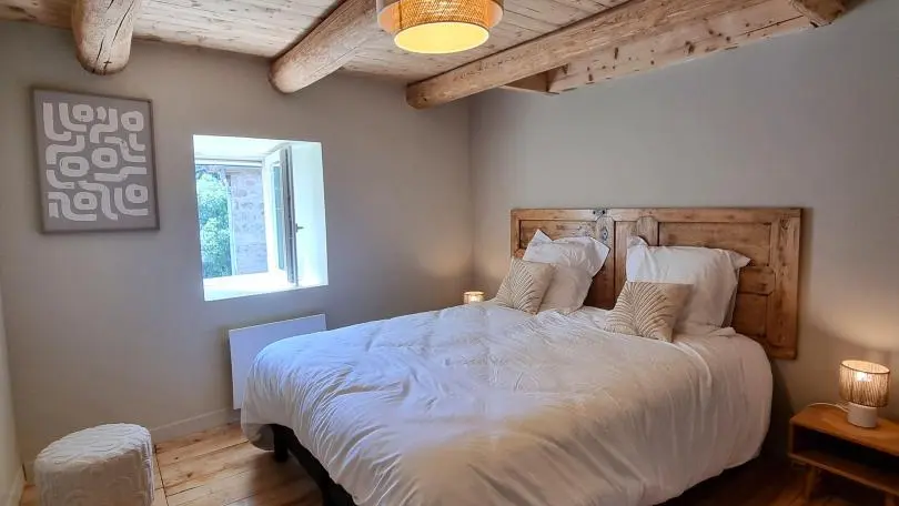 Chambre 1 : un lit 160x200.