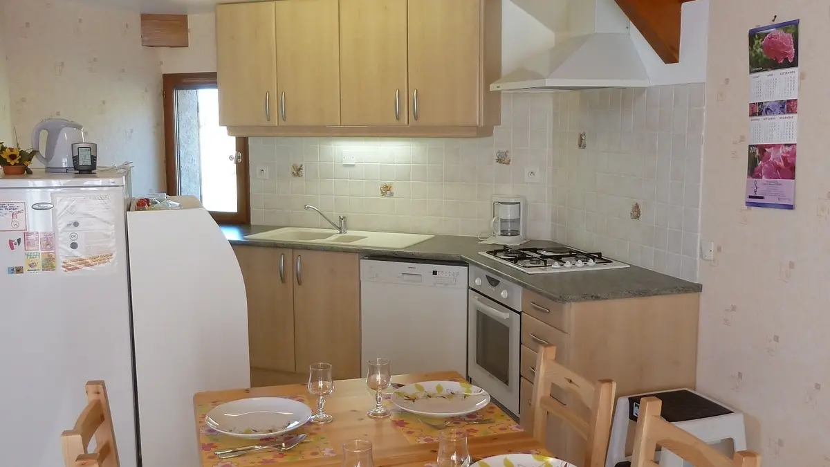 Espace repas et cuisine