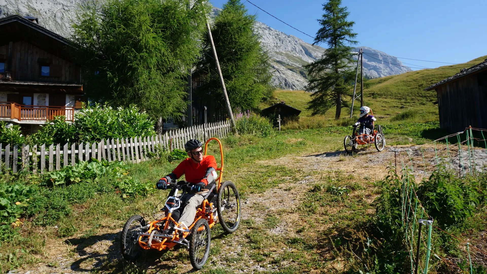 Fauteuil tout terrain de descente