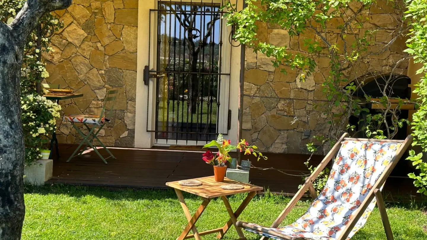 Gîte Olidom-Côté jardin-Saint Jeannet-Gîtes de France Alpes-Maritimes