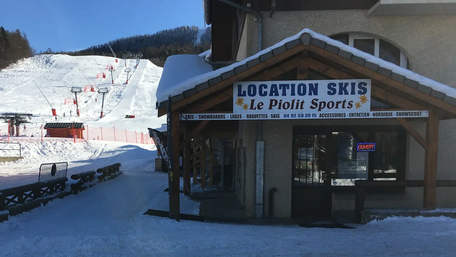 Piolit Sports, location de matériel de ski à Ancelle