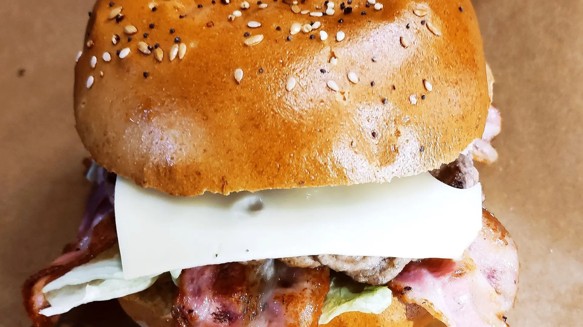bURGER fAN
