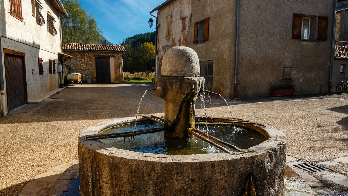 Fontaine de Senez