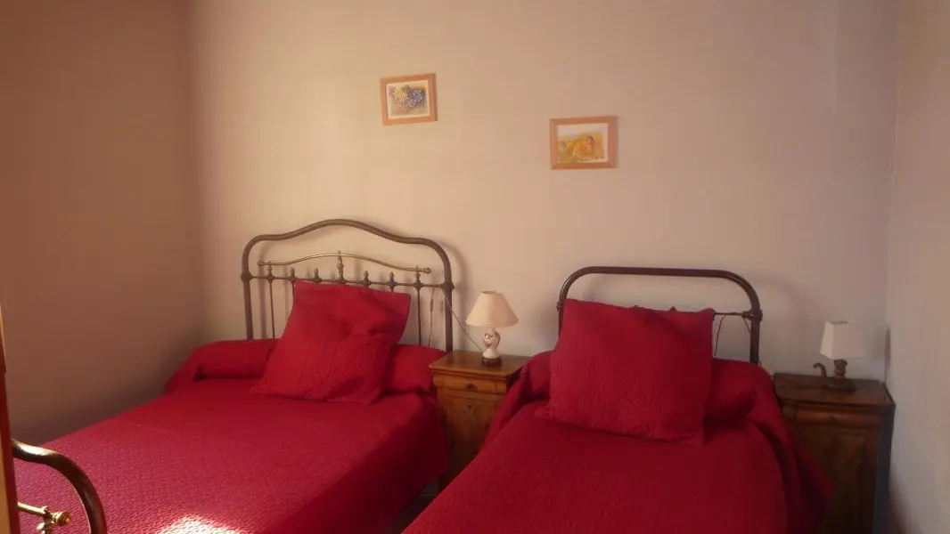 Chambre enfants avec un lit de 120 et un lit de 90
