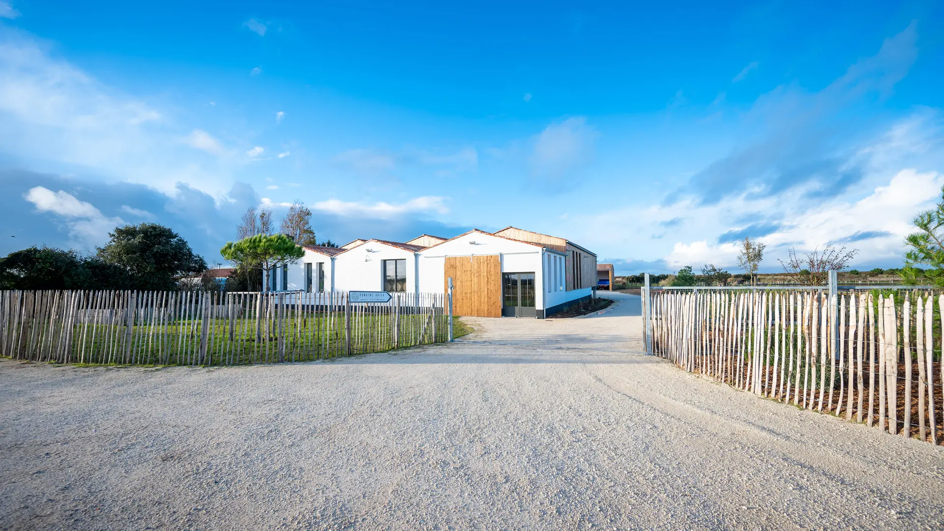 Gebäude Domaine Arica