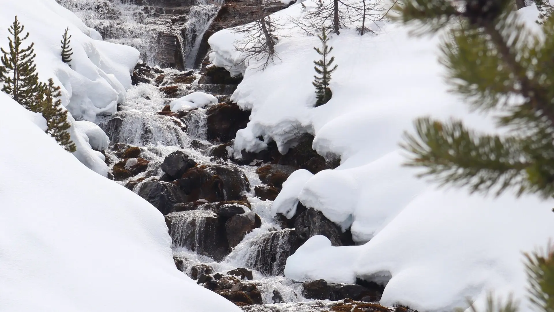 Cascade des Oules en hiver