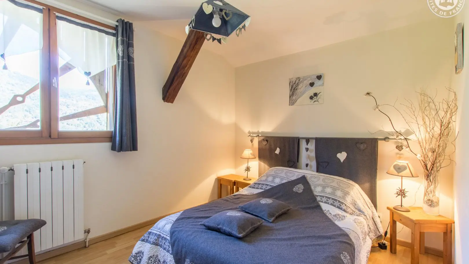 chambre 2 avec 1 lit de 160x200cm