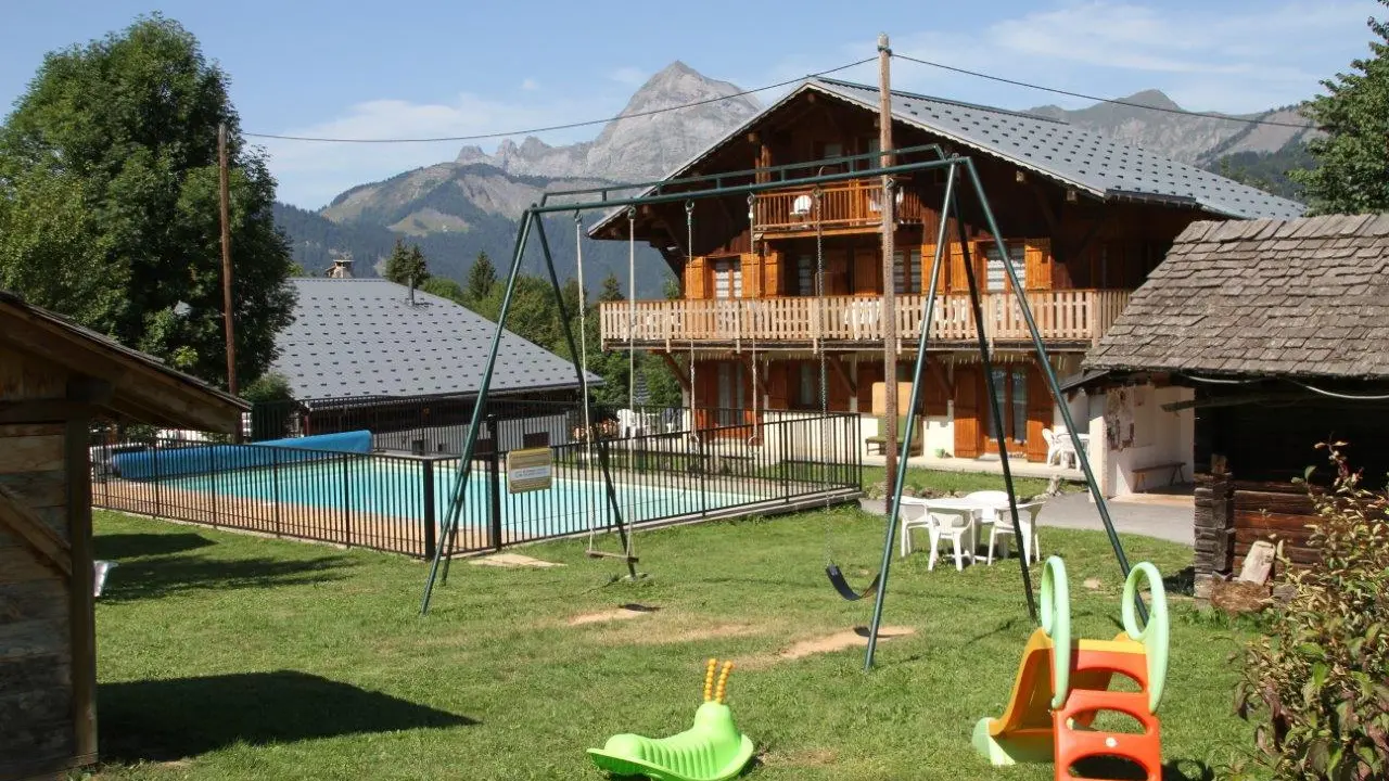 e-Jeux enfants, piscine chauffée, chalet Mandallaz