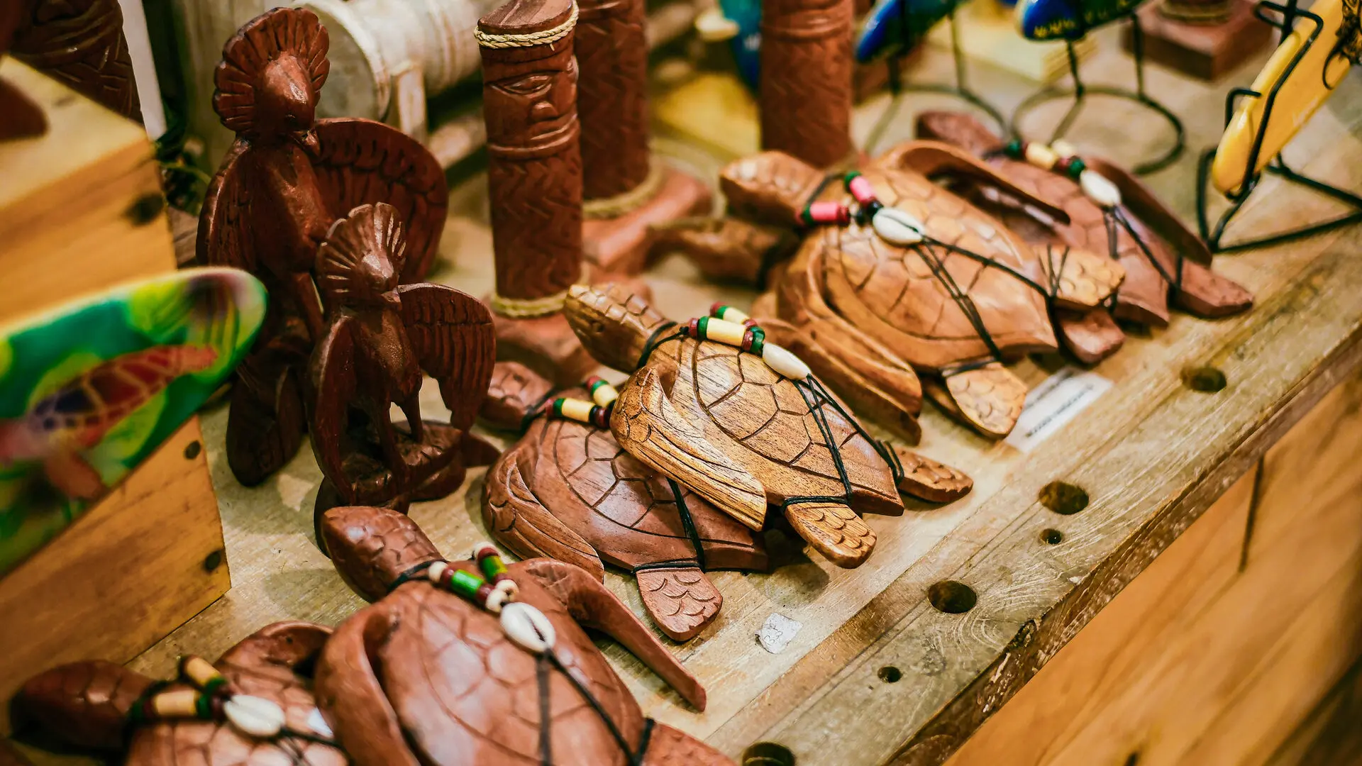 Craft products at the Nouméa market