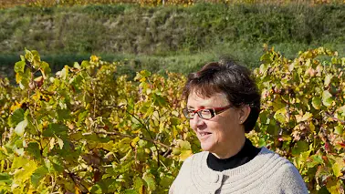 Mme Jacqueline André