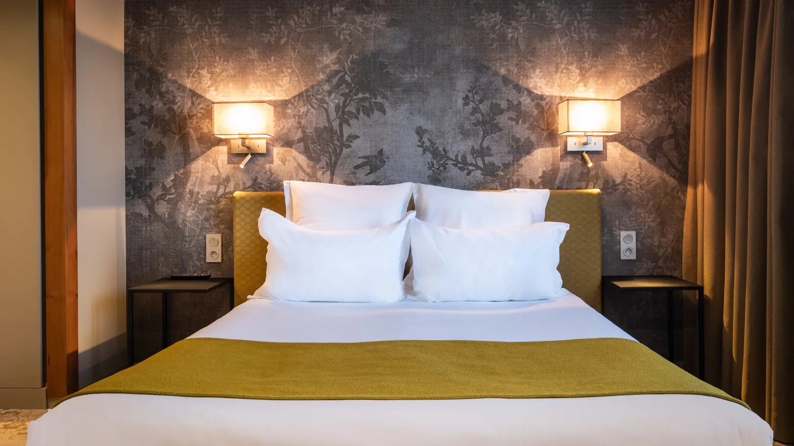 Suite nuptiale Hôtel**** Domaine du Gouverneur