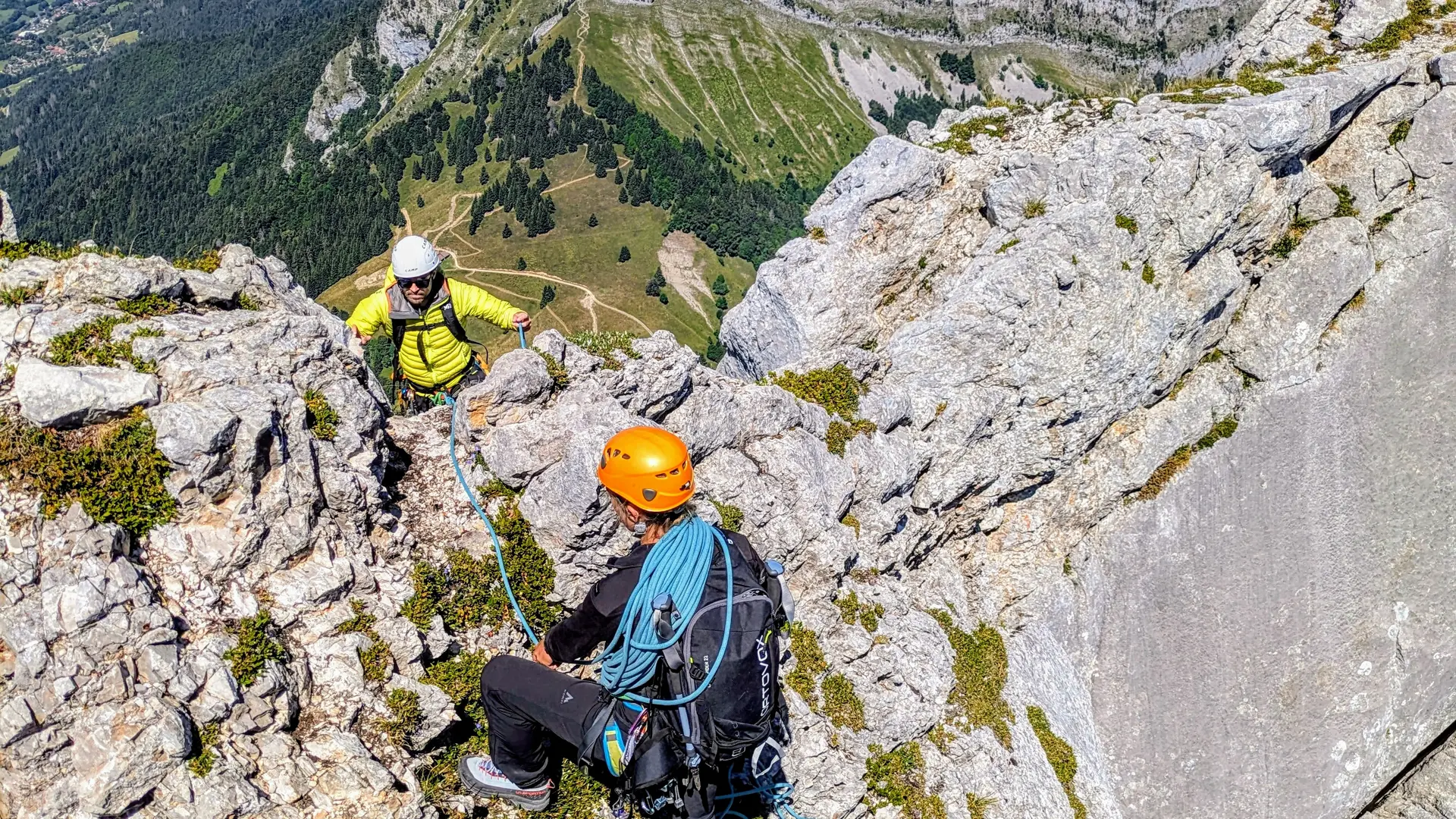 Assurage en mouvement au dessus du lac d'Annecy