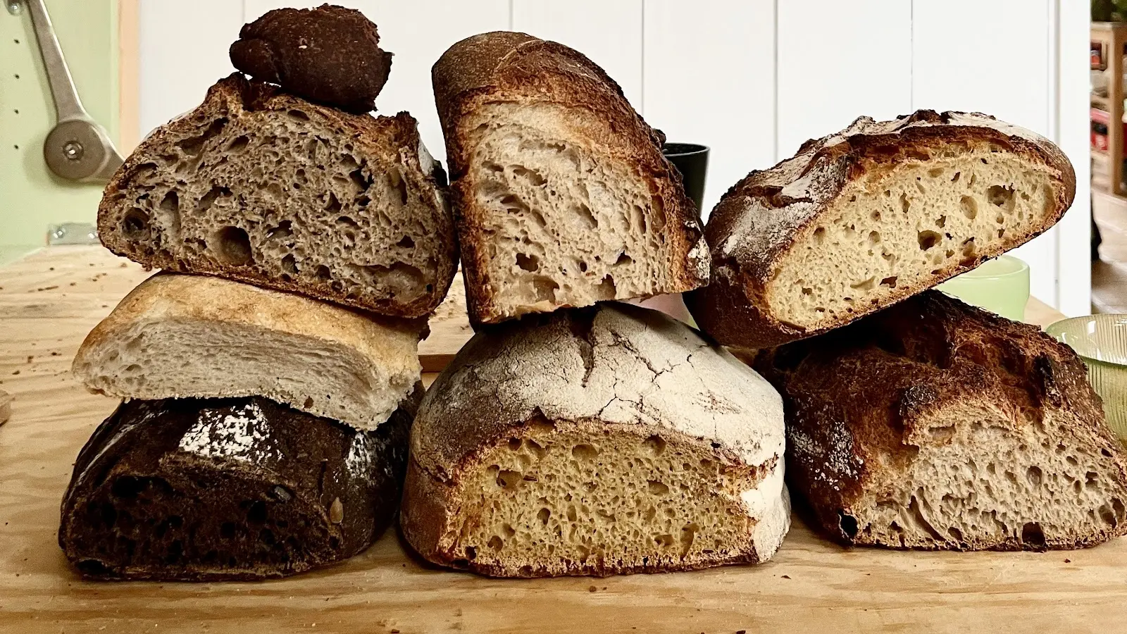 Verschiedene Brotsorten bei Le Pain Laurent L'Hénaff