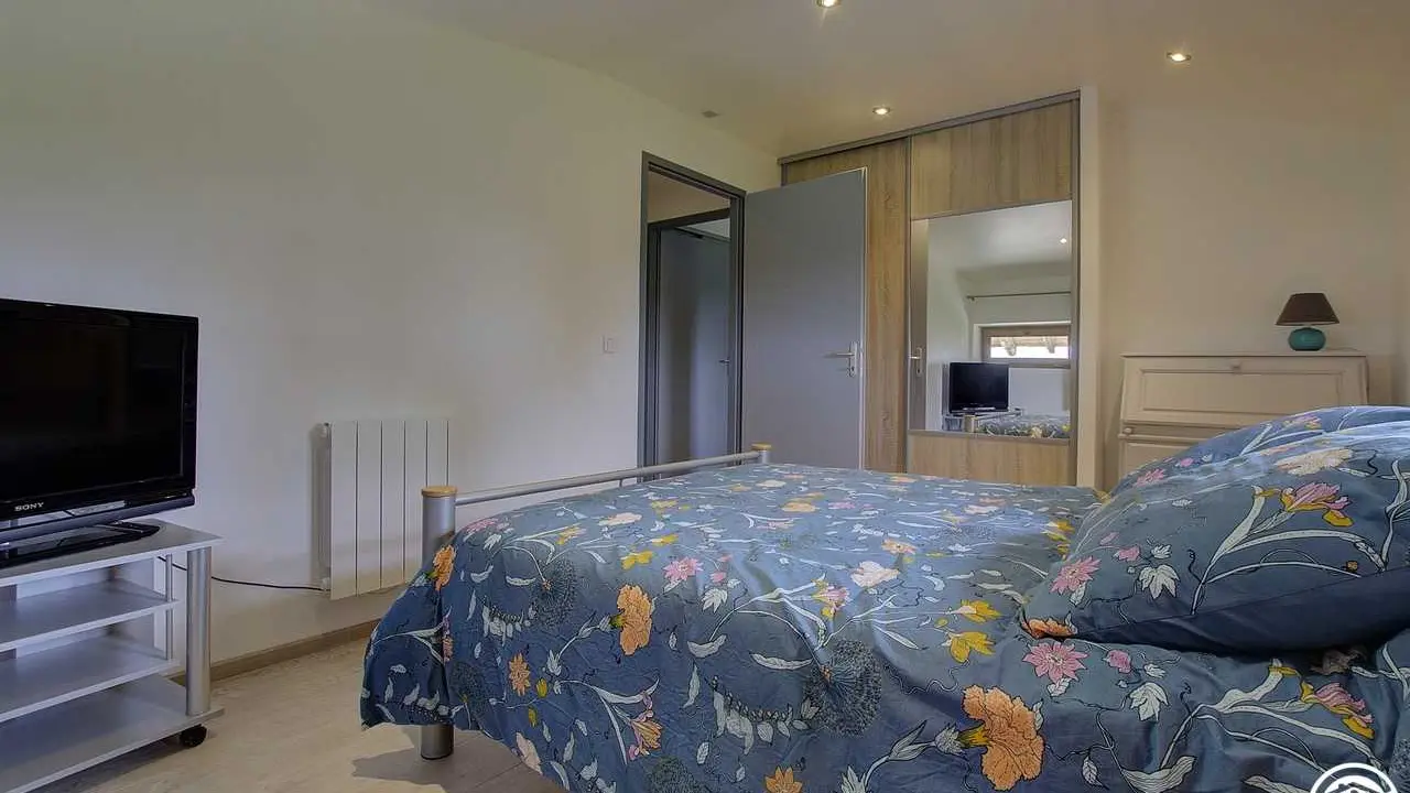 A l'étage, exposée sud-ouest, la chambre Alix