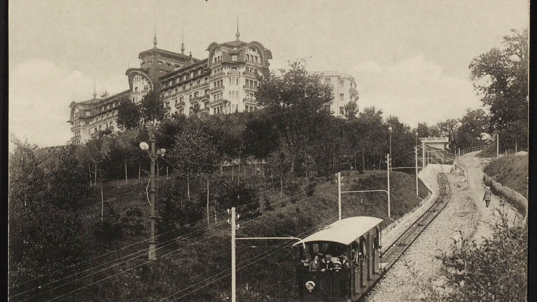 Hôtel Royal et funiculaire