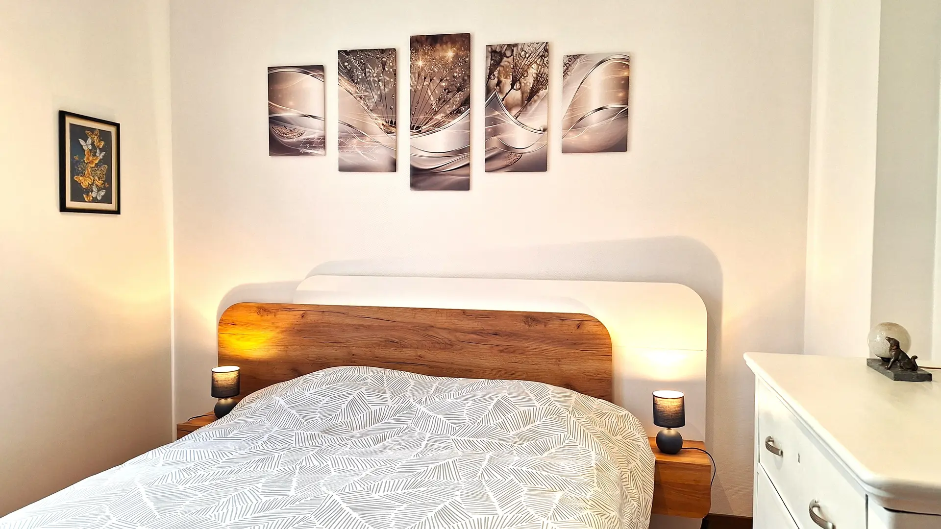 chambre avec lit double