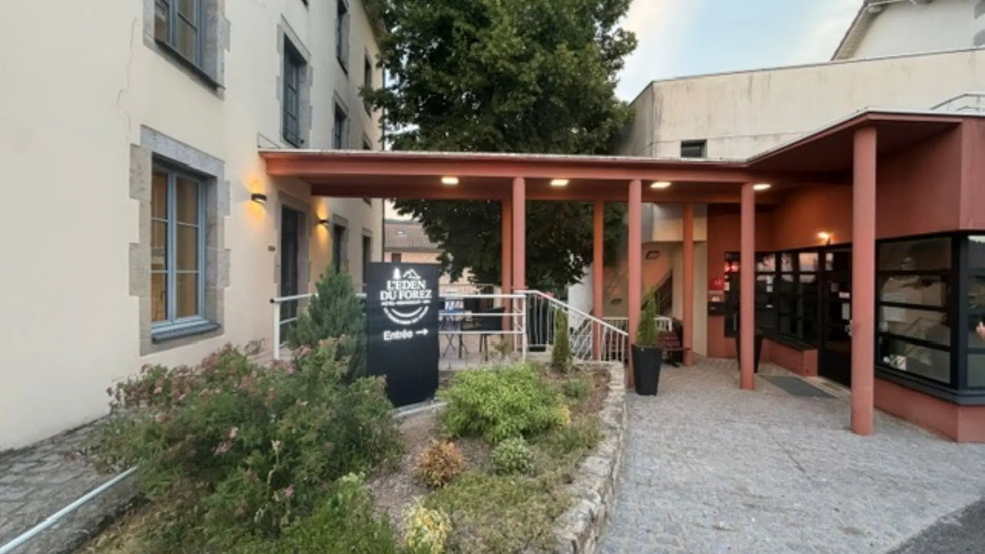 Entrée de l'Eden du Forez