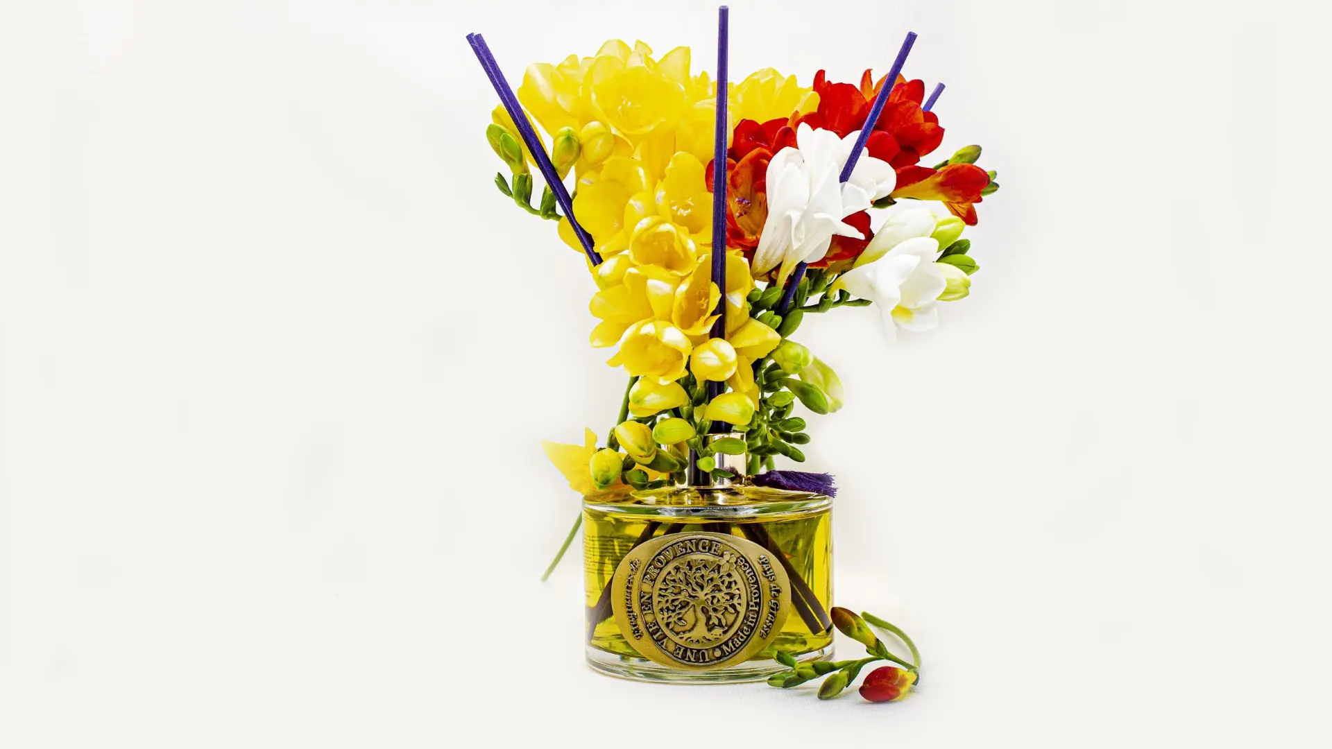 Diffuseur transparent bouquet jaune rouge blanc 1