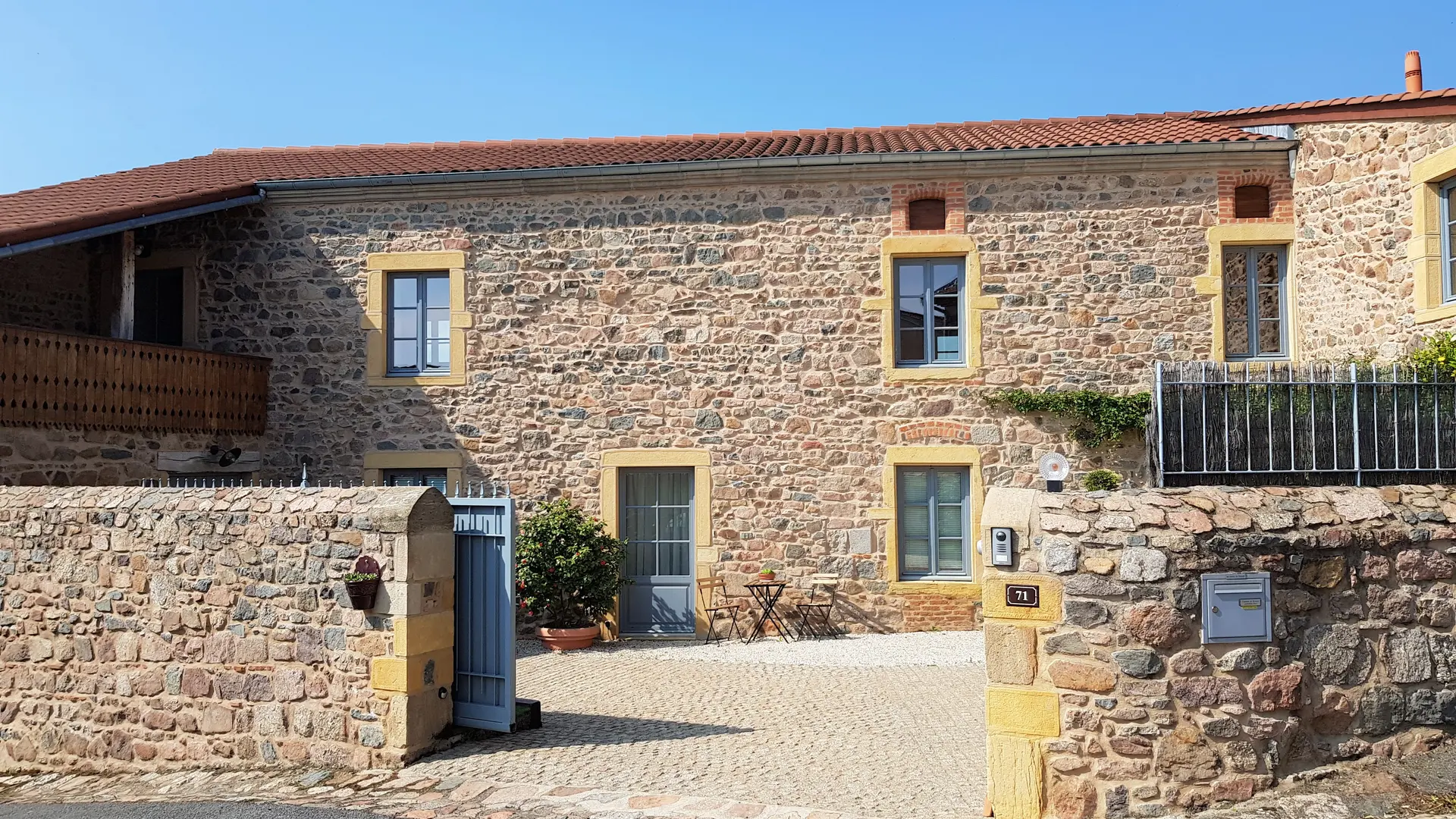 Vue de l'entrée