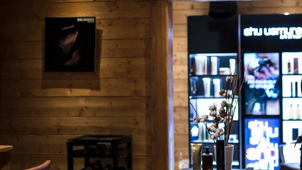 Salon de Coiffure - Spa Sisley - Hôtel Les Barmes de l'Ours