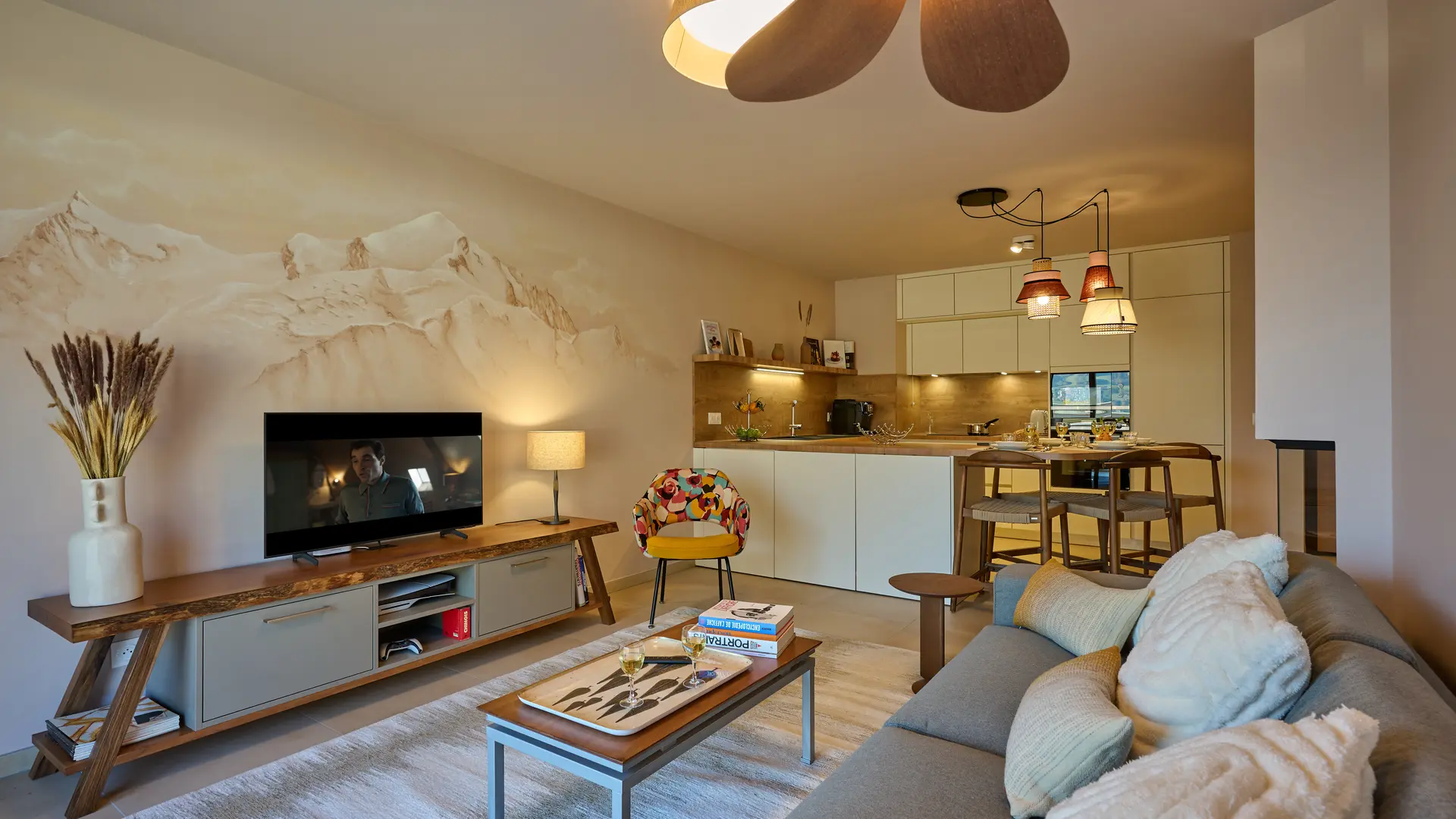 Salon - La fresque peinte