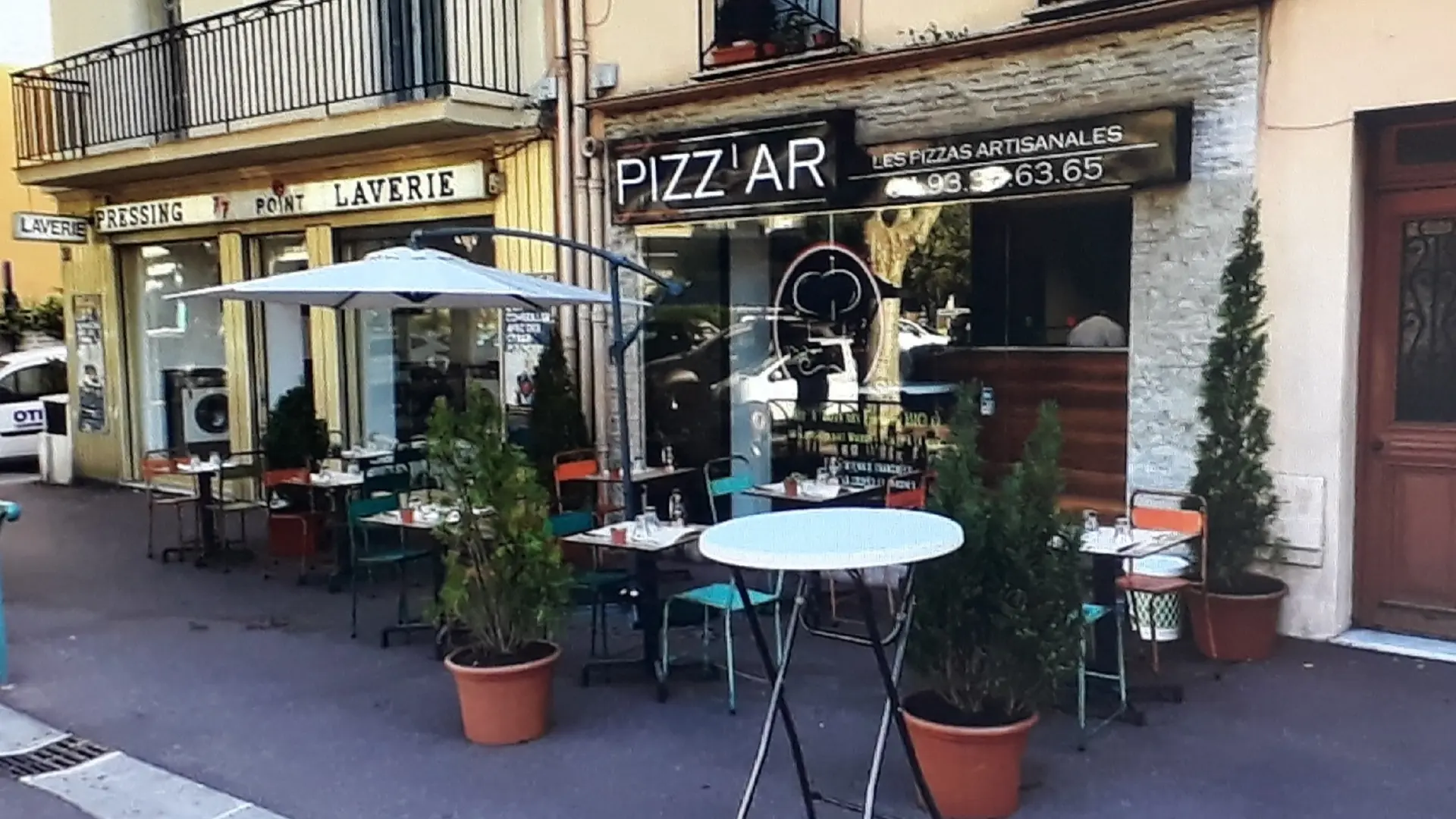 Façade du restaurant Pizz'ar