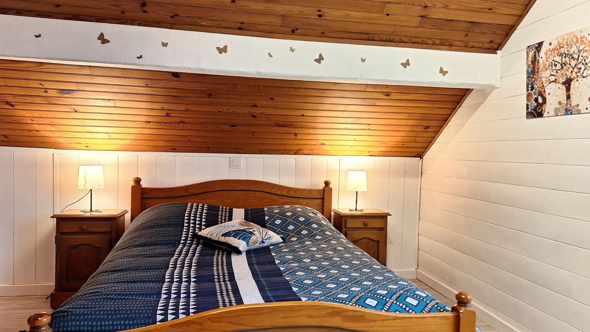 chambre avec lit double