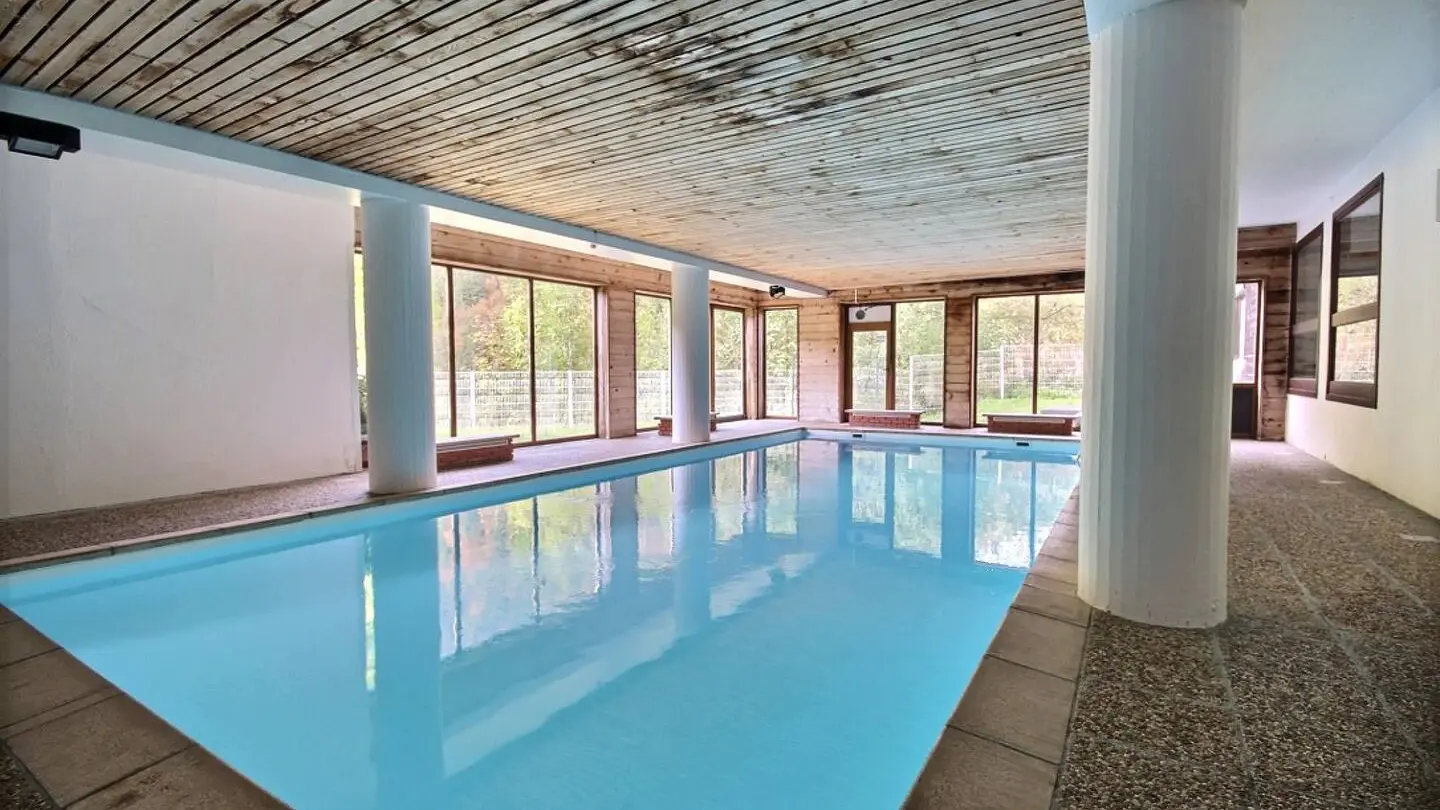 piscine dans résidence