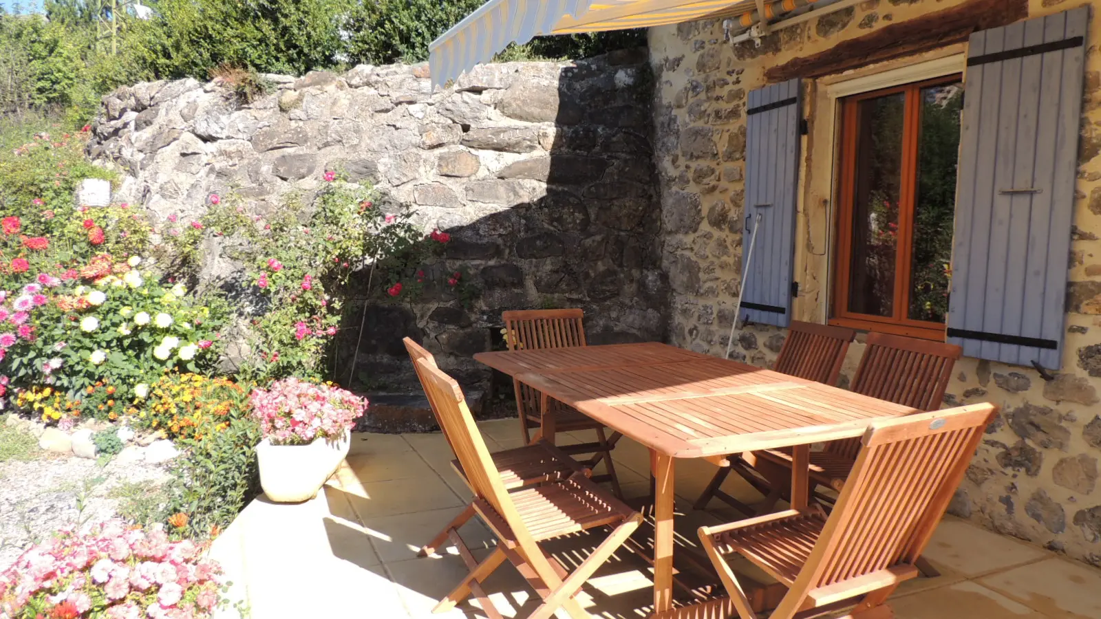 Location de vacances : La charrette bleue à La Roche des Arnauds