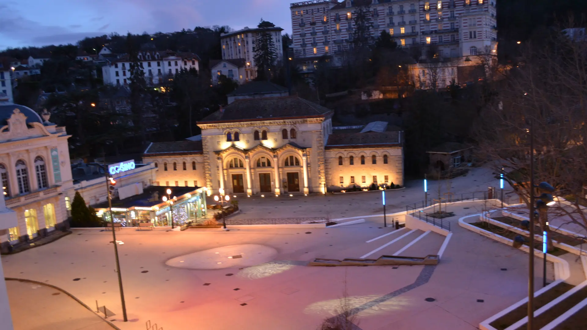 Vue sur la Place Brosson